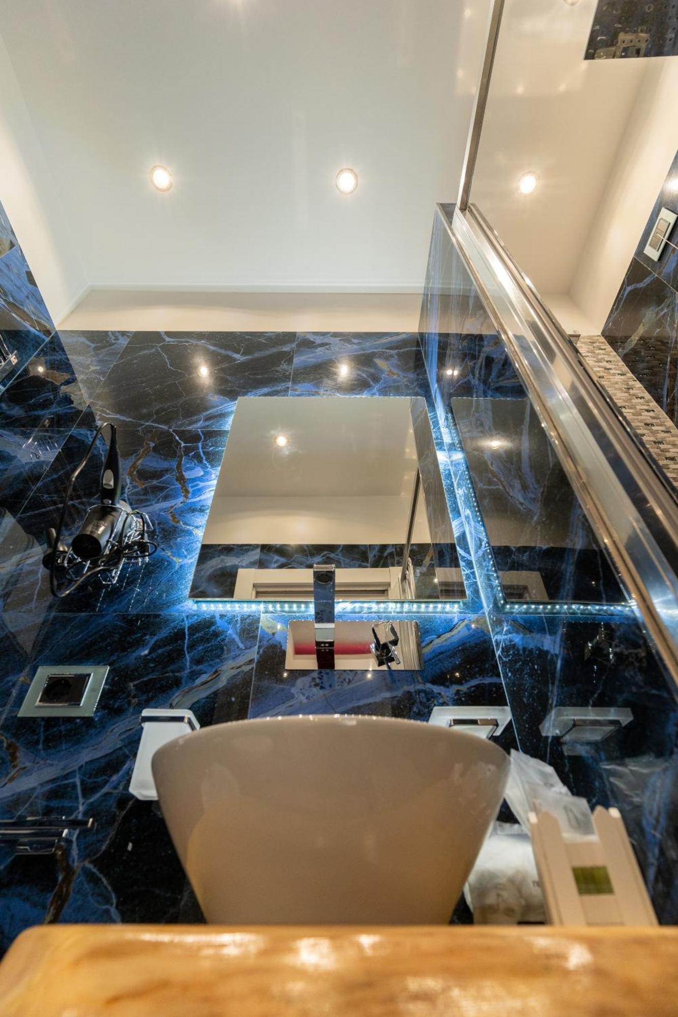 Suites Matteotti 57 ชิวิตาเวกเกีย ภายนอก รูปภาพ