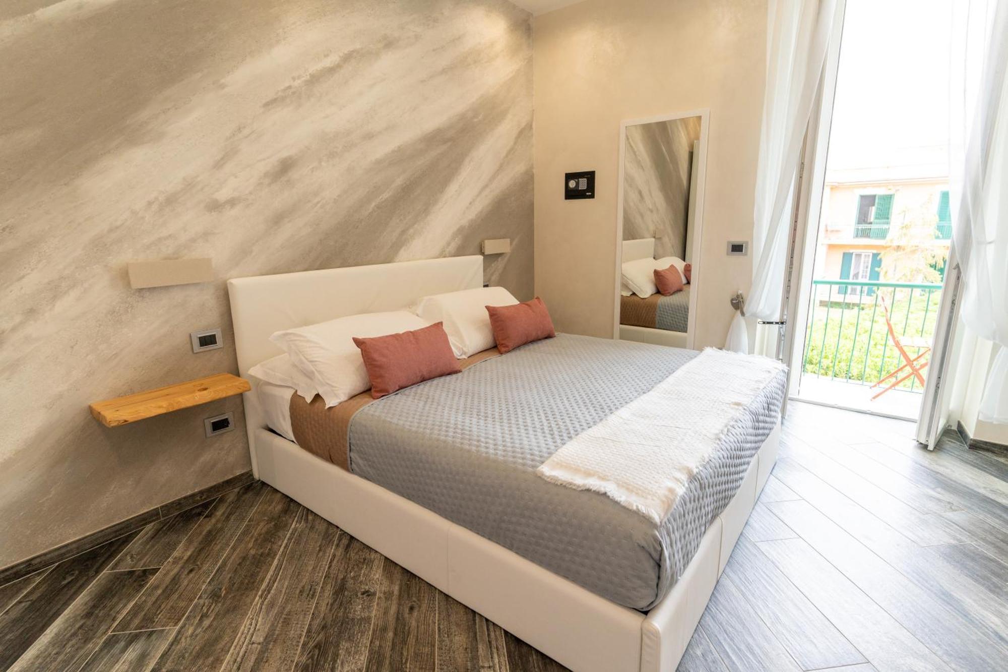 Suites Matteotti 57 ชิวิตาเวกเกีย ภายนอก รูปภาพ
